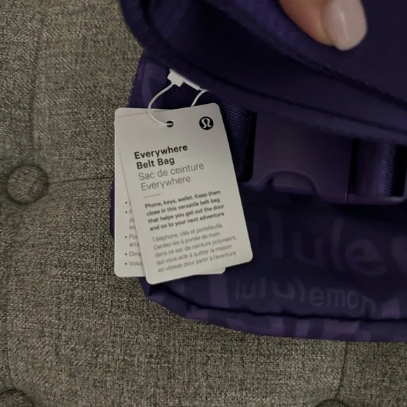 Lululemon Everywhere Belt Bag 1L Wobbley Wordmark Atomic Purple Petrol NWT - Picture 6 of 7